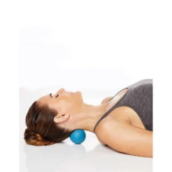 Gaiam No Knots Massage Ball -Sports General Store 27 73270 GaiamNoKnotsMassageBall 4