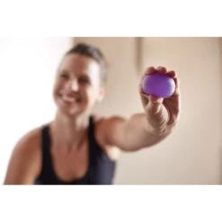 Gaiam Hand Therapy Kit -Sports General Store 27 73279 GaiamHandTherapyKit 5