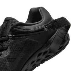 Nike Revolution 6 FlyEase Big Kids' Running Shoes -Sports General Store DD1113 001 NikeRevolution6FlyEaseBigKids RunningShoes HeelDetail