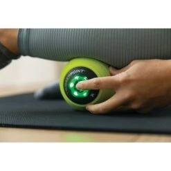 TriggerPoint MB Vibe Plus 13 TriggerPoint MB Vibe Plus -Sports General Store TP 04447 MBVibe Action6 2891 190331 web